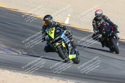 media/Nov-15-2024-CVMA Friday Practice (Fri) [[b142d29251]]/4-Group 4 and Trackday/Session 2 (Turn 10)/